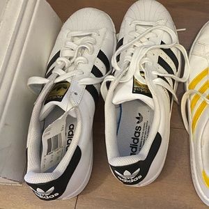 Adidas women’s sneakers